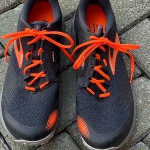 Brooks pure grit 7